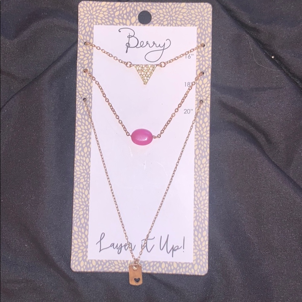 never worn necklace set